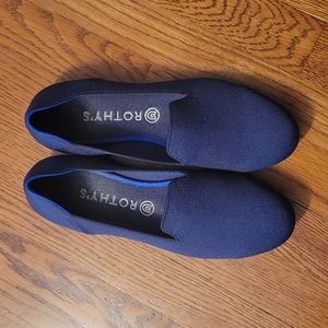 Rothys navy loafer size 10.5